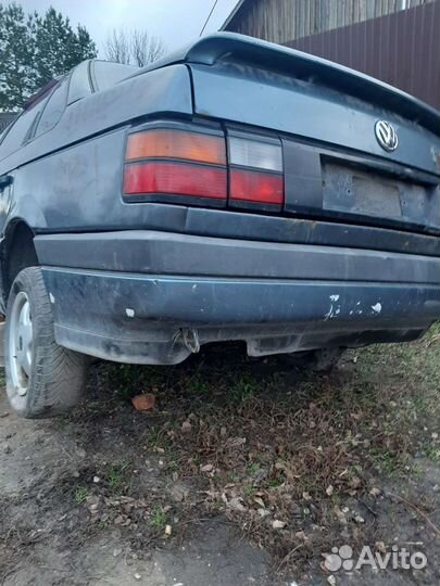 Заднии бампер на фольксваген пассат б3