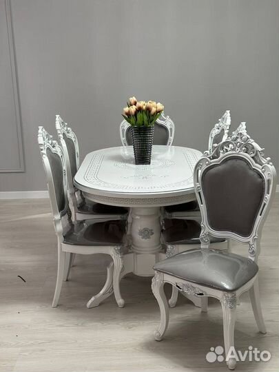 Стол и 6 стульев