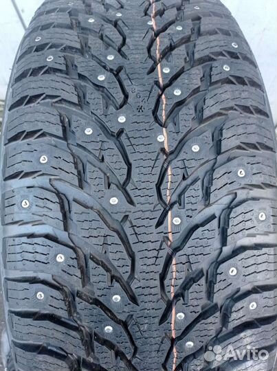 Nokian Tyres Hakkapeliitta 9 SUV 275/50 R21 113T