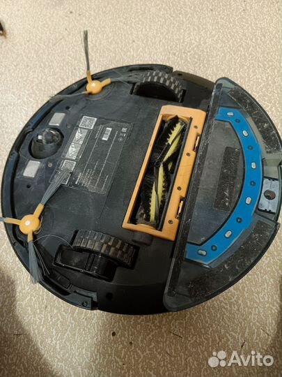 Робот пылесос