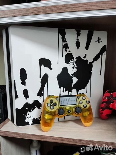 PlayStation 4 Pro Death Stranding Limited edition