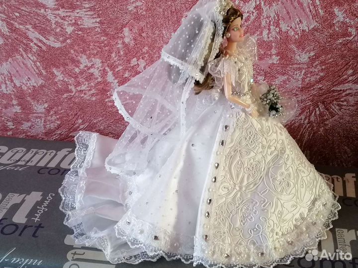 Кукла барби