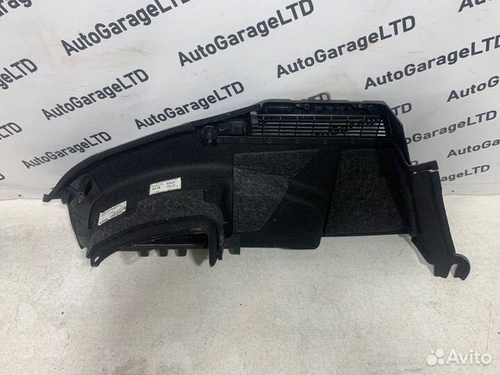 Обшивка багажника правая Audi A7 4G 3.0TDI 2012