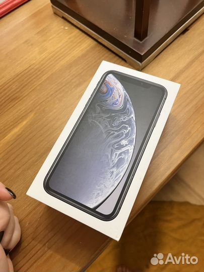 iPhone Xr, 64 ГБ