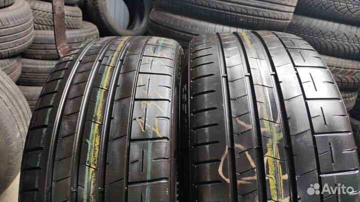 Pirelli P Zero 235/35 R19