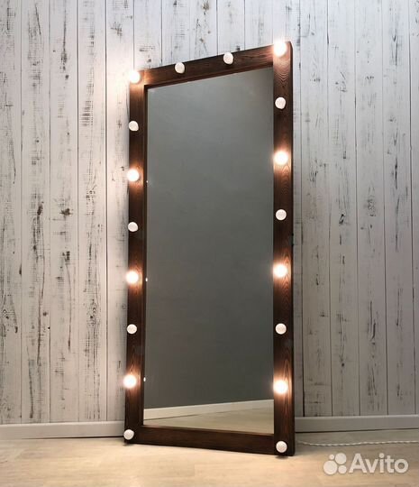Зеркало с подсветкой
