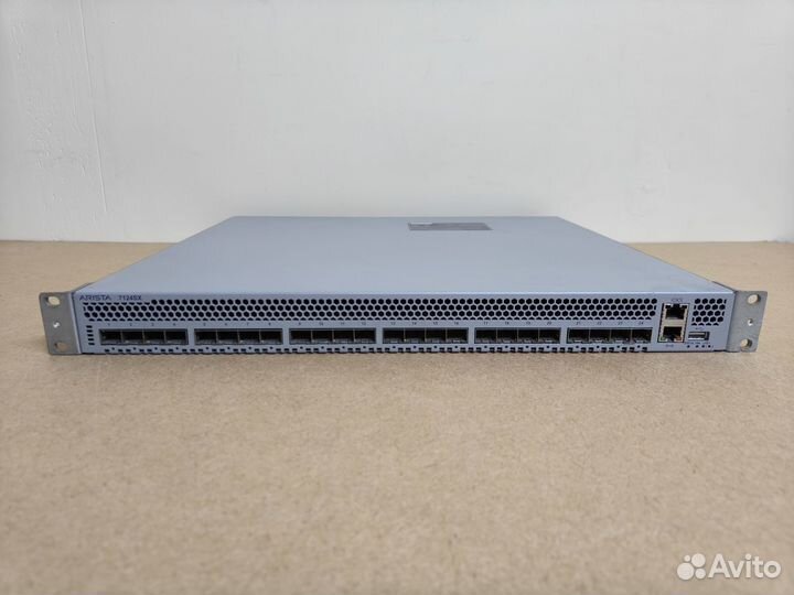 Коммутатор Arista DCS-7124SX-R