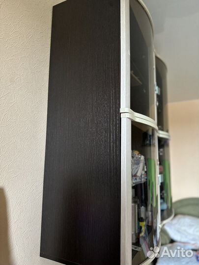 Шкаф навесной