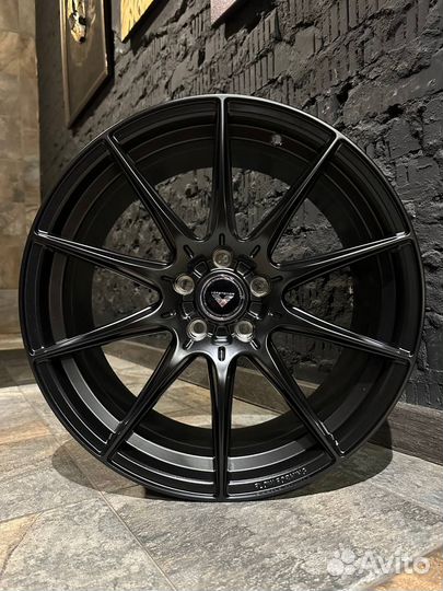 Диск Vorsteiner VFF-109 8х18 5/108 et35 73,1 Matt