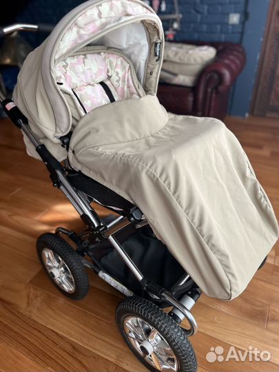 Продается коляска Emmaljunga