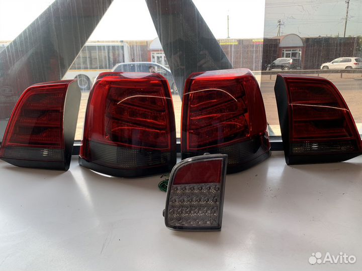 Фары задние lexus LX 570 комплект