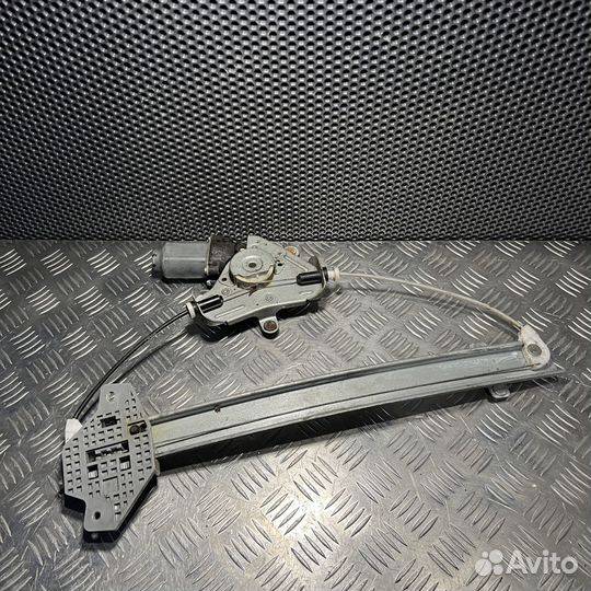 Стеклоподъемник Hyundai Solaris