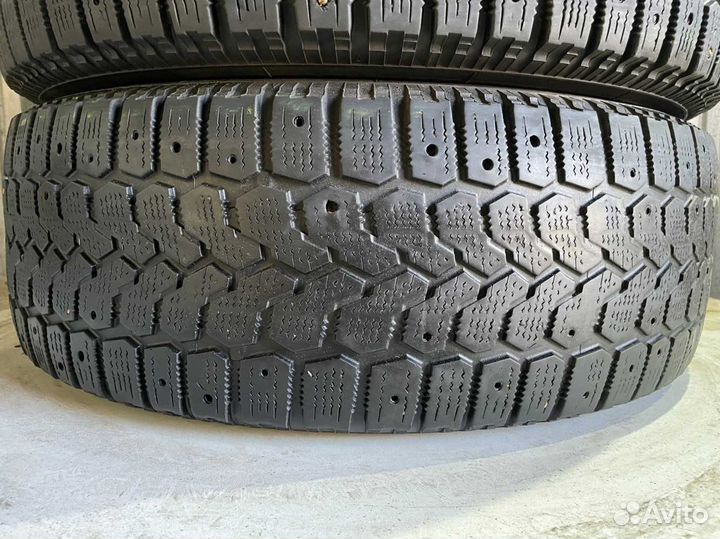 Yokohama Ice Guard IG10 215/65 R16 98Q