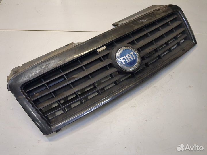 Решетка радиатора Fiat Doblo, 2007