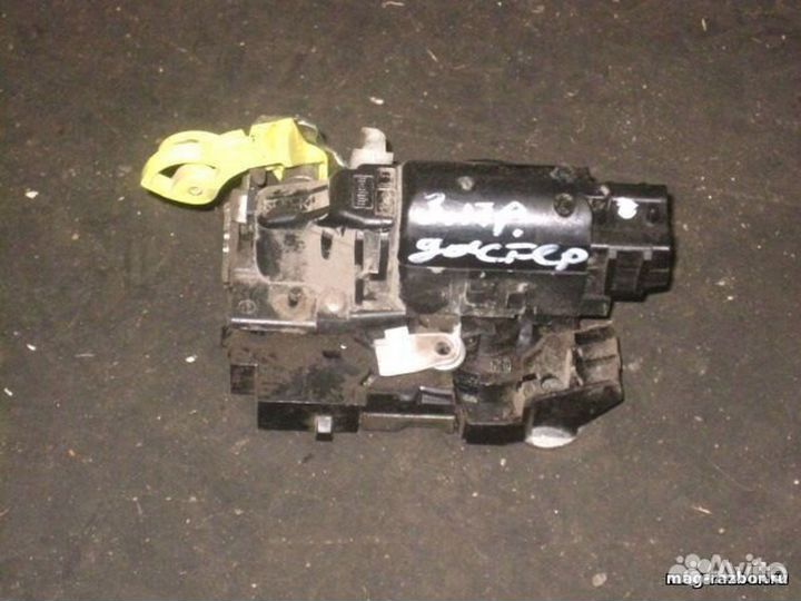 Замок Renault Duster II задний правый