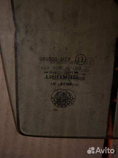 Стекло заднее правое Alfa Romeo 164