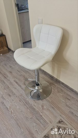 Барный стул