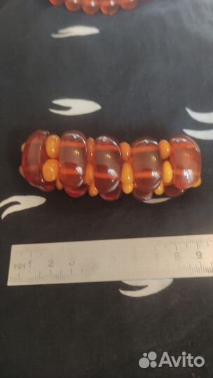 Предметы из янтаря