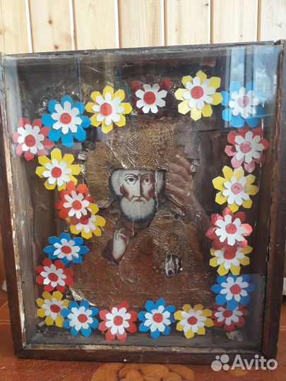 Кресты, иконы, предметы старины