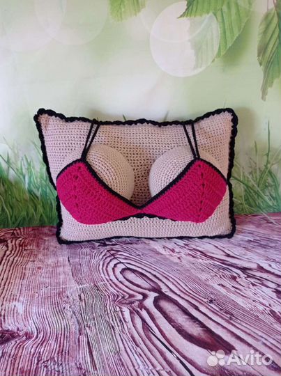 Подушка грудь