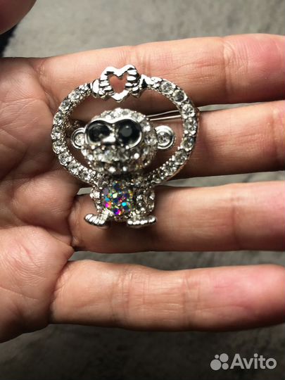 Брошка мартышка обезьянка цвет серебро