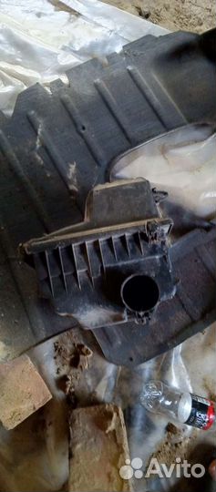 Корпус воздушного фильтра golf 3