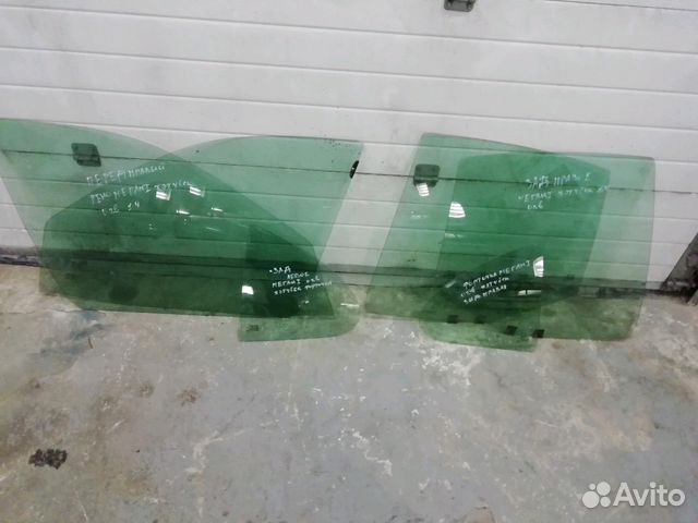 Стёкла боковой двери на Рено Меган1
