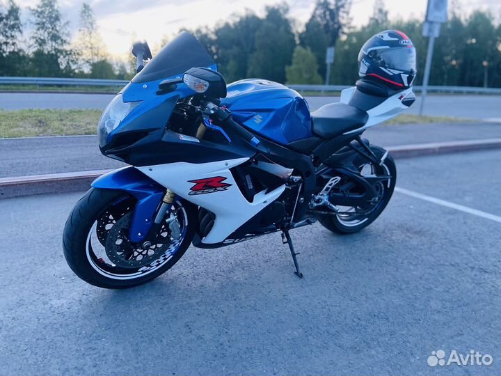 Продам Suzuki GSX-R 750