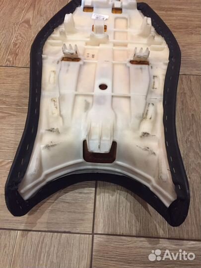 Седло Honda CBR 1100 XX