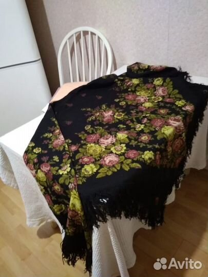 Павловопосадский платок шерсть