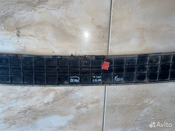 Накладка бампера задняя Mercedes W 164 Ml Class