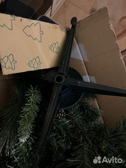 Елка искусственная