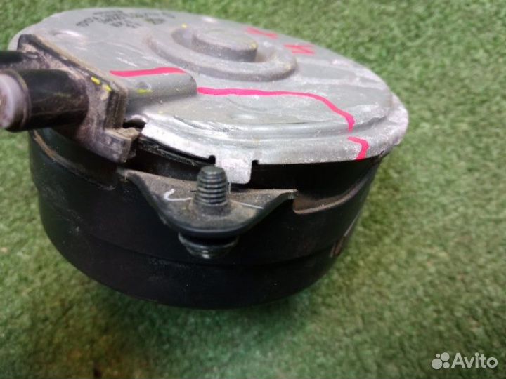 Моторчик вентилятора Toyota Corolla ZRE210 1ZR