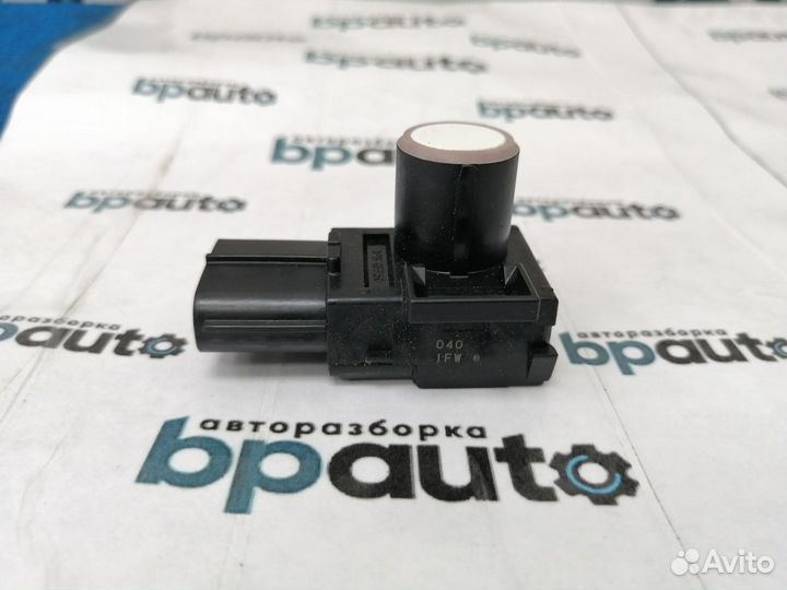 Датчик парковки парктроник 040 белый