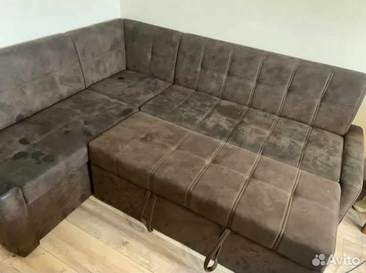 Глубокая очистка мягкой мебели, ковров, матрасов