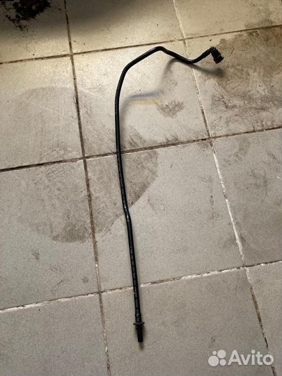 Трубка вентиляционная задняя П Audi A6 4G0201992C