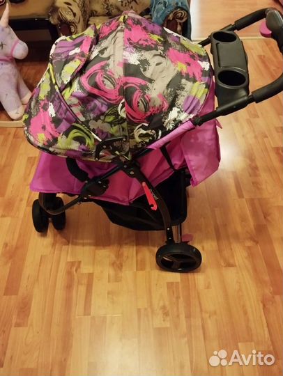 Прогулочная коляска