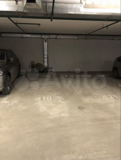 Машиноместо, 14 м²