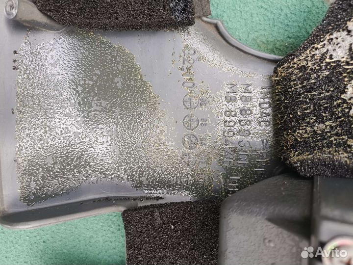 Обшивка торпедо Mitsubishi Galant 7