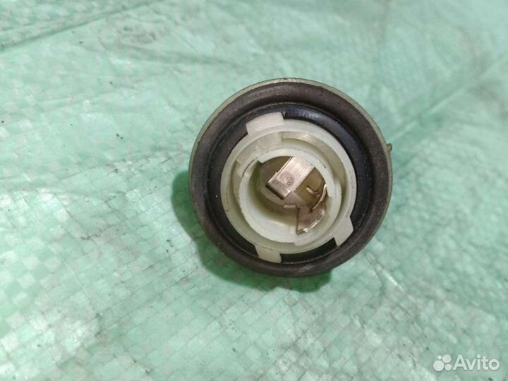 Патрон поворотника передний Nissan Primera P10