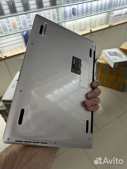 Ноутбук frbby v10