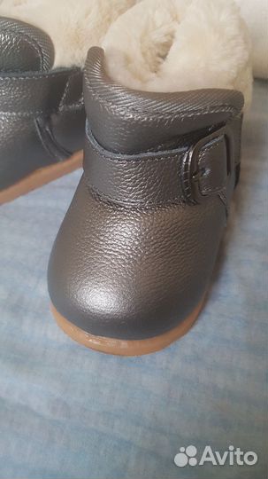 Ботинки зимние для девочки новые