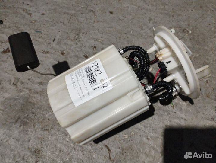 Насос топливный Mercedes Benz A180 W176 270910