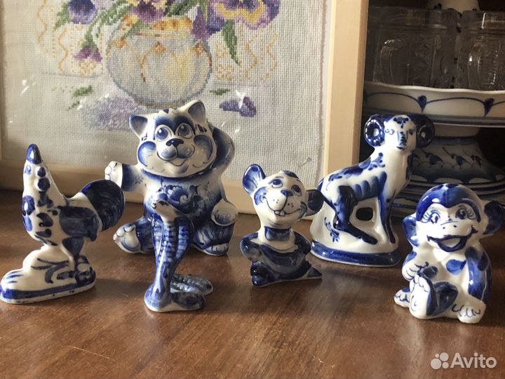 Гжель фигурки посуда