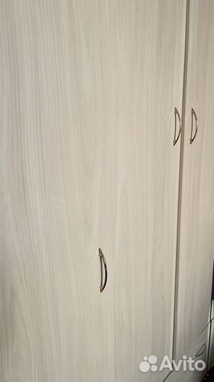 Продам шкаф