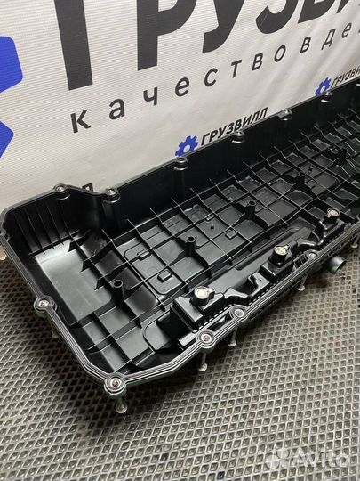 Клапанная крышка Volvo FH4 21627156