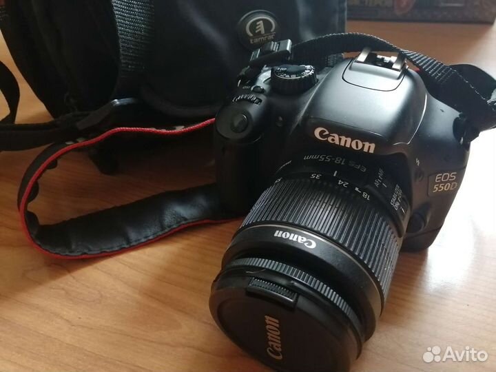 Зеркальный фотоаппарат canon 550d