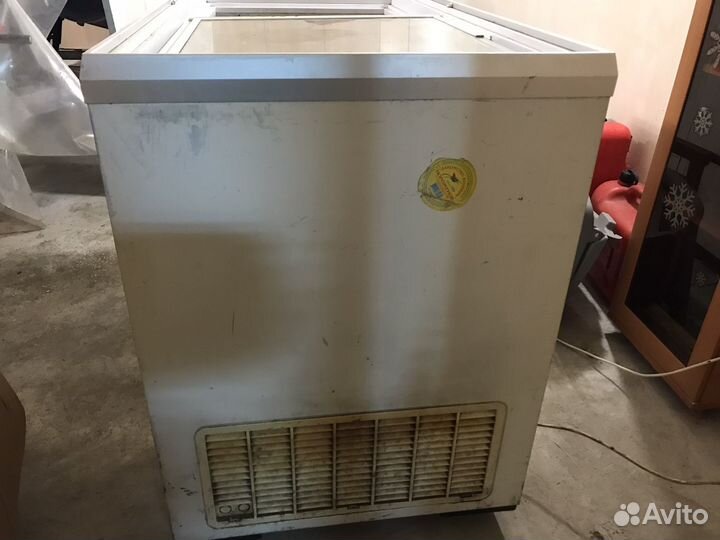 Морозильный ларь с глухой крышкой бу