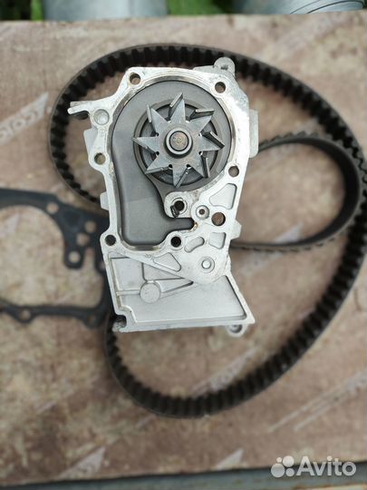 Водяная помпа,ремень грм Ниссан Альмера