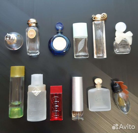Коллекция флаконов из под духов винтаж